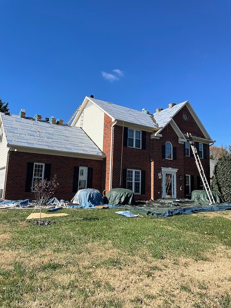 Roof Repair vs. Replacement in Lake Norman: How to Choose the Right Fix for Your Home